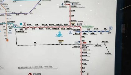 浙江绍兴地铁2号线被曝列车深夜撞上保洁员致多人伤亡，官方回应：已提级调查